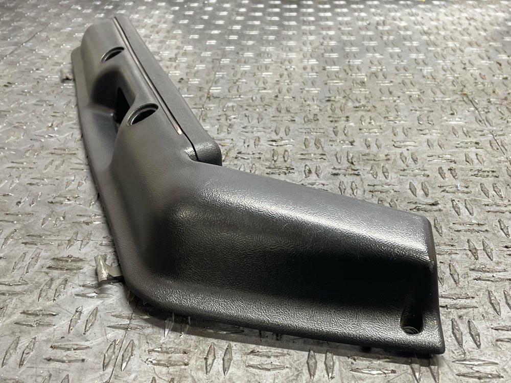 1987-93 Ford Mustang Black LH Driver Arm Rest 117k Miles 289