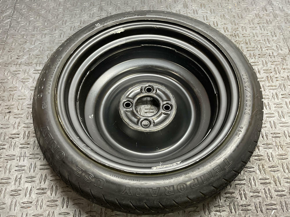 1987-93 Ford Mustang Spare Tire Kit 117k Miles 289