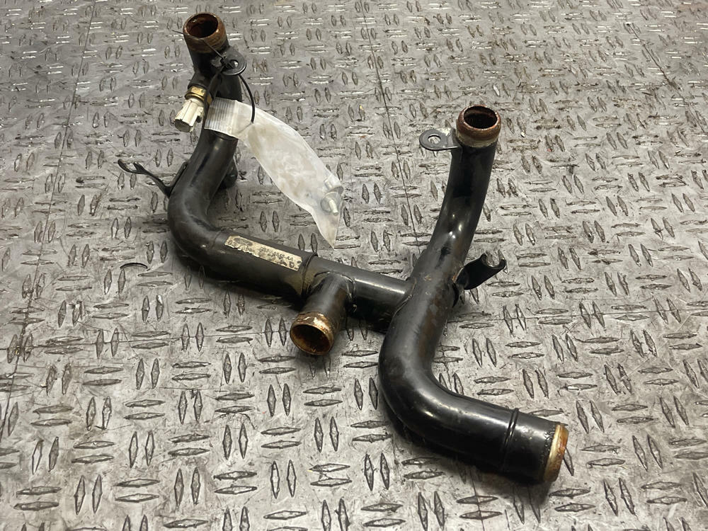 2003-04 Ford Mustang SVT Cobra Coolant Cross-Over Tube- NICE 292