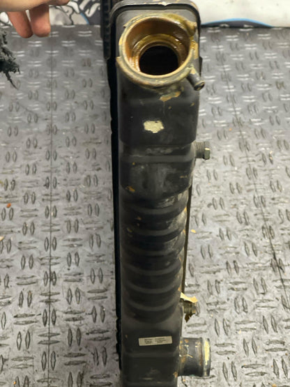 1987-93 Ford Mustang Radiator Assembly 117k Miles 289