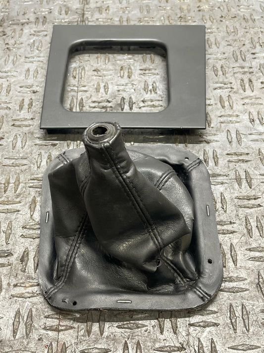 1987-93 Ford Mustang OEM Black Shifter Bezel & Boot 289