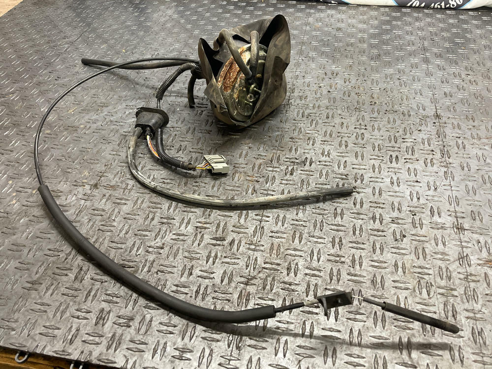 1987-93 Ford Mustang Cruise Control Servo Assembly 289