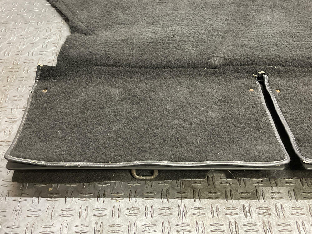 1987-93 Ford Mustang Black OEM Trunk Flooring/Spare Tire Mat- FOR HATCHBACK 289