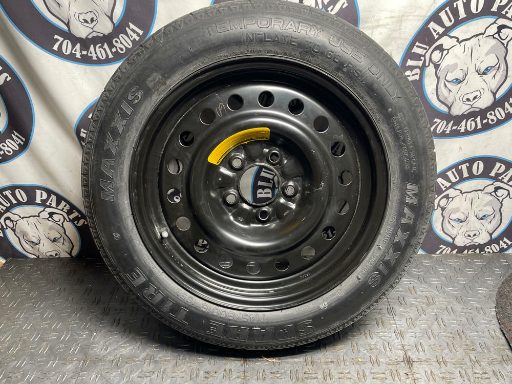 2003-04 Ford Mustang Mach One Full Size Spare Tire Kit 17" 19k Miles 296