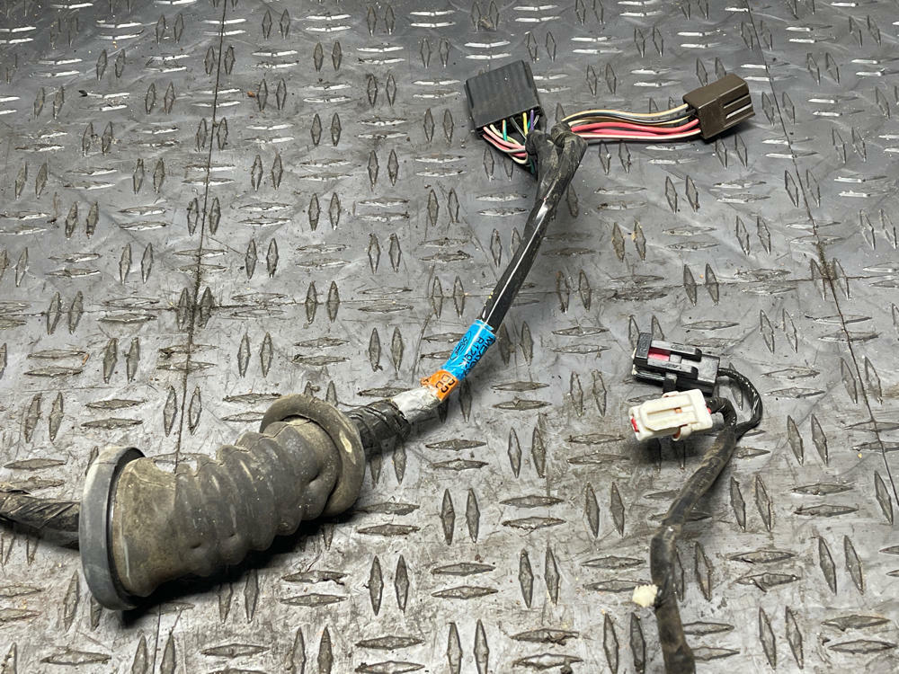 1999-04 Ford Mustang Roush GT Passenger RH Coupe Door Harness 293