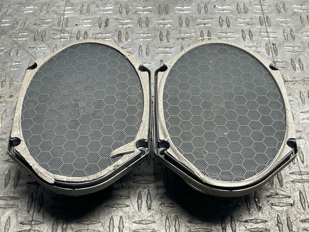 2003-04 Ford Mustang Mach One OEM Front Door Speakers Pair 19k Miles 296