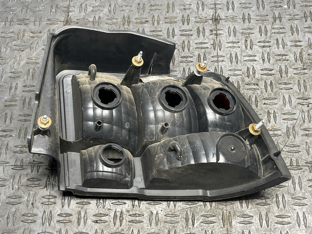 2003-04 Ford Mustang Mach One Driver LH Smoked Tail Light Housing 19k Miles 296