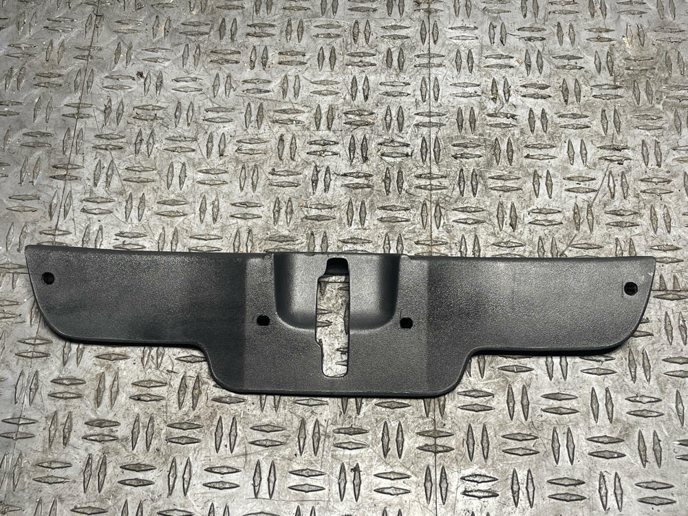 2003-04 Ford Mustang Mach One Trunk Latch Cover 19k Miles 296