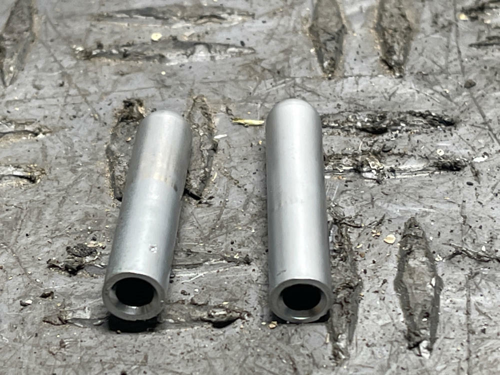 2003-04 Ford Mustang Mach One Door Lock Pin Pair- Silver 19k Miles 296