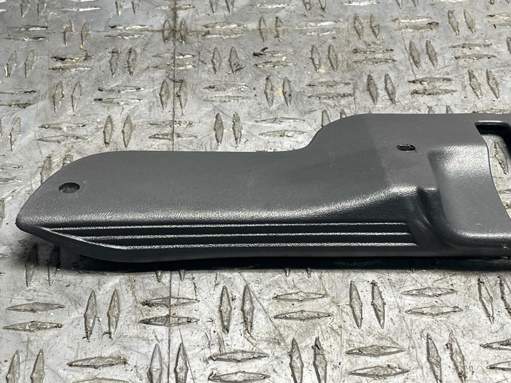 2003-04 Ford Mustang Mach One Trunk Latch Cover 19k Miles 296