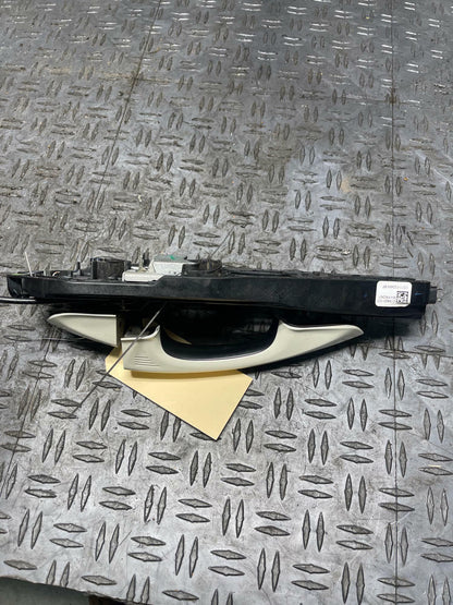 2015-23 Ford Mustang GT Passenger RH Door Handle- Code N4