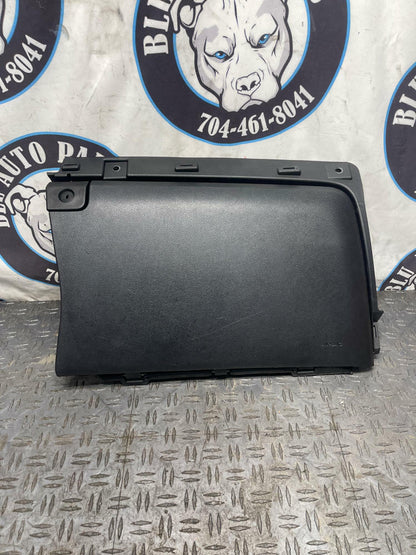 2015-17 Ford Mustang GT Passenger RH Glovebox & Trim 297