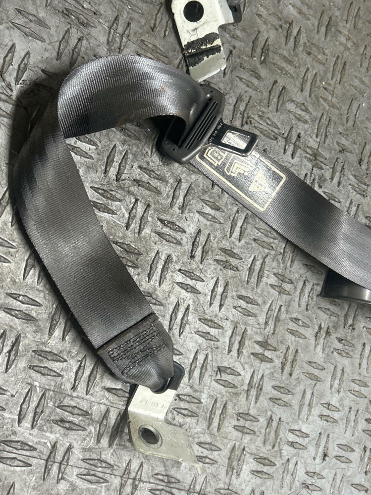 2003-04 Ford Mustang SVT Cobra Rear Seat Belt Pair- FOR CONVERTIBLE 295