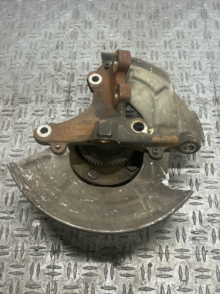 2003-04 Ford Mustang SVT Cobra Driver Front LH Spindle 295