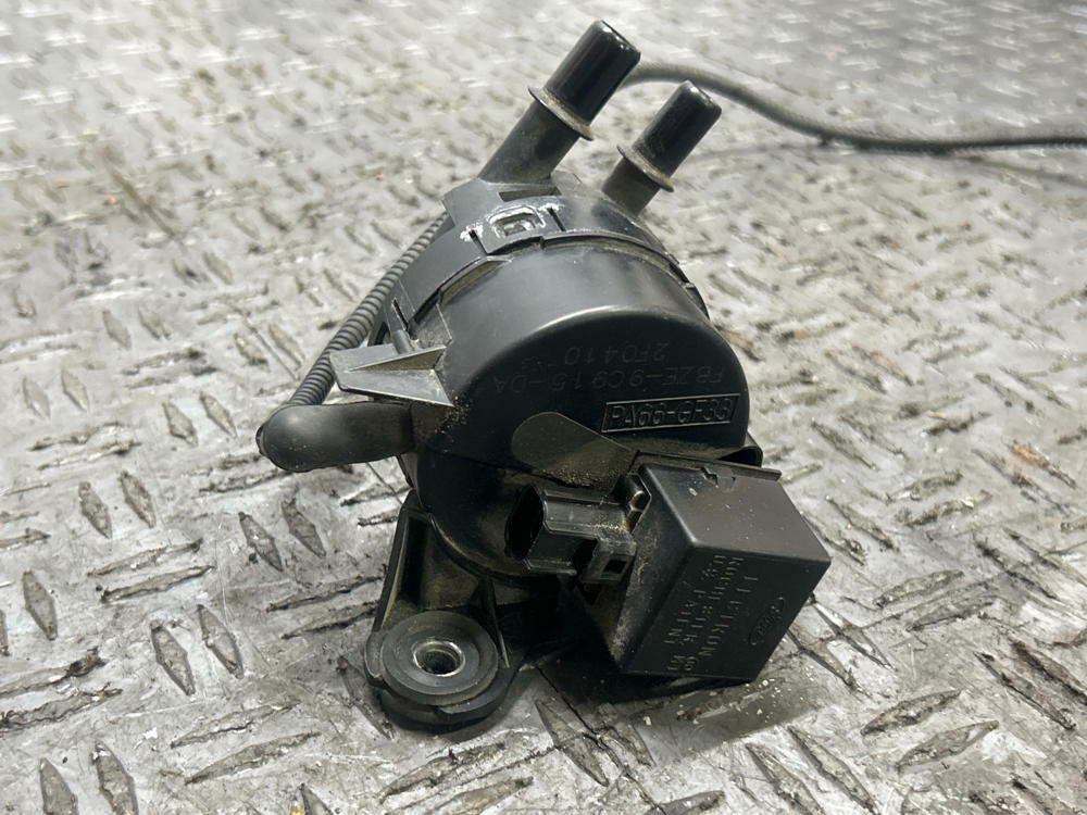 2003-04 Ford Mustang SVT Cobra Purge Control Valve Assembly 295