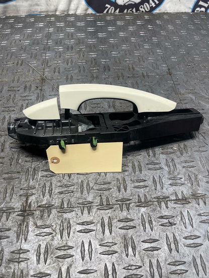 2015-23 Ford Mustang GT Passenger RH Door Handle- Code N4