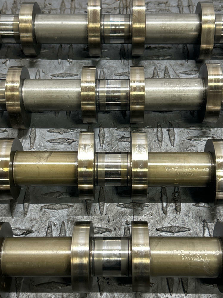 2003-04 Ford Mustang SVT Cobra OEM Camshaft Set- for 4.6 4V DOHC  295