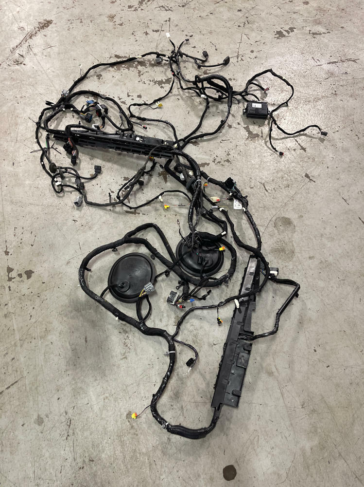 2015-17 Ford Mustang GT Body Harness- for Premium Auto Trans Cars 297