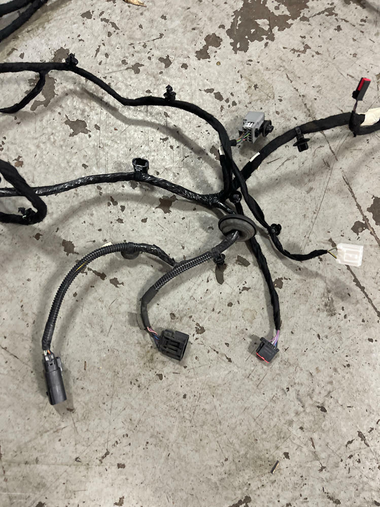 2015-17 Ford Mustang GT Body Harness- for Premium Auto Trans Cars 297