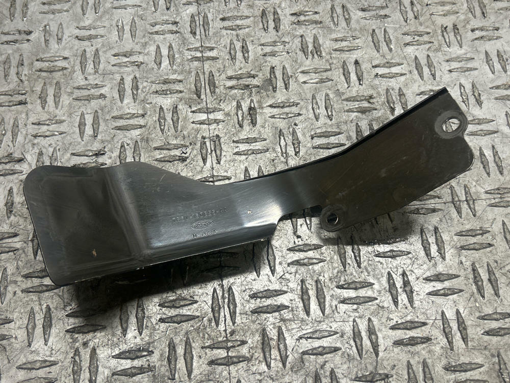 2003-04 Ford Mustang SVT Cobra Gas Pedal Recall Bracket 295