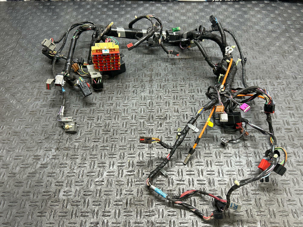 2001-03 Ford Mustang GT Dash Harness  295