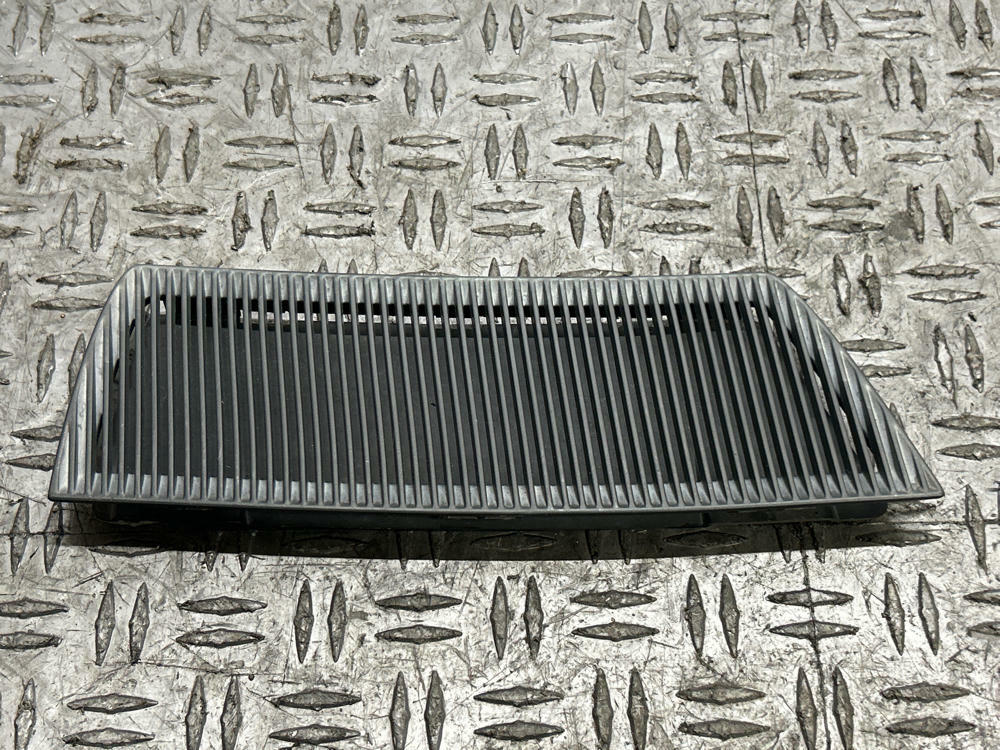 2003-04 Ford Mustang SVT Cobra OEM Heat Extractor Insert- for OEM Hood 295