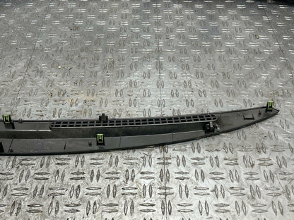 2003-04 Ford Mustang SVT Cobra Upper Dash Defroster Vent 295