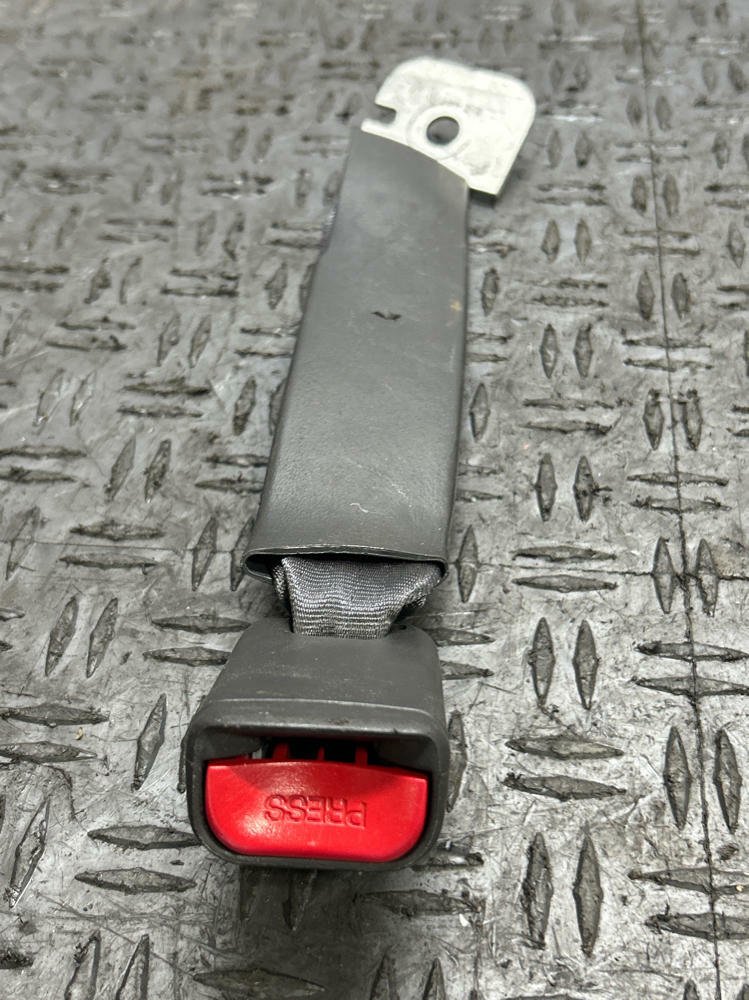 2003-04 Ford Mustang SVT Cobra Rear RH Coupe Buckle 295