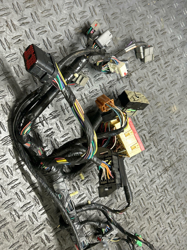 2001-03 Ford Mustang GT Dash Harness  295