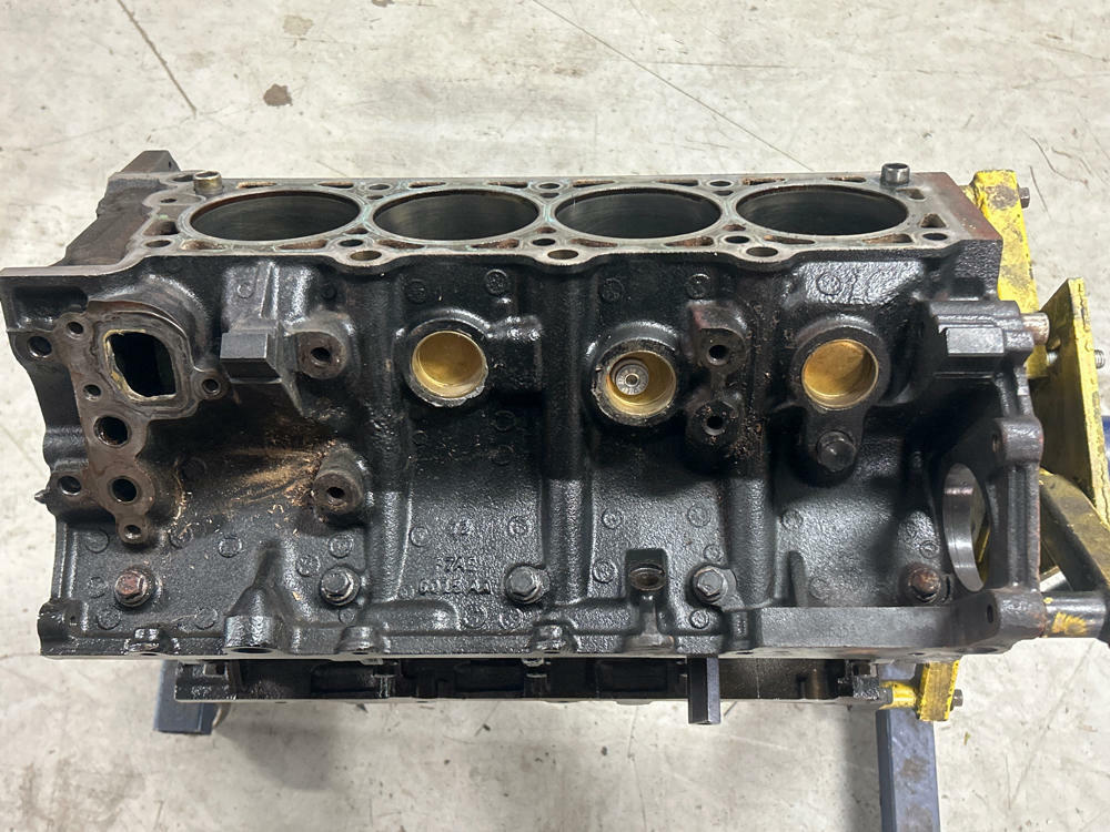 1999-04 Ford Mustang Roush GT Iron Standard Bore Block 281 4.6 SVT Saleen