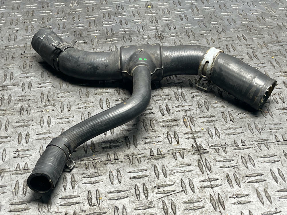 1999-04 Ford Mustang GT OEM Lower Radiator Hose- WILL NOT FIT COBRA 300