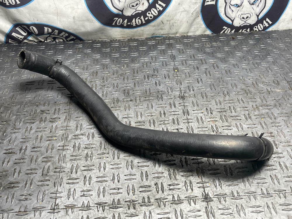 1999-04 Ford Mustang GT Upper Radiator Hose 300