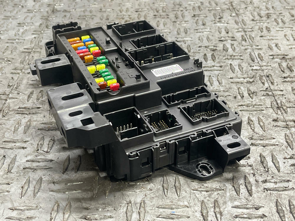 2018-23 Ford Mustang GT Body Control Module- FOR MANUAL TRANS CARS 301