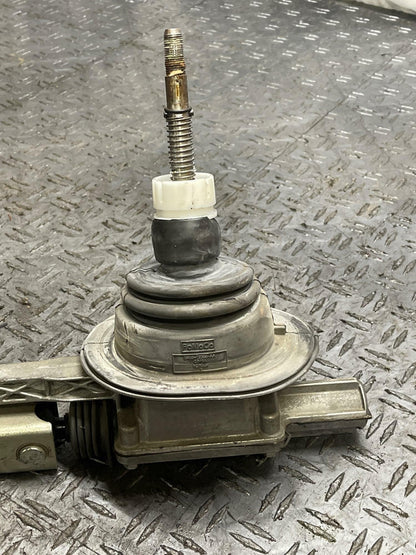 2018-23 Ford Mustang GT OEM MT82 Shifter Assembly 301