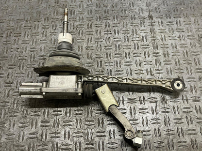 2018-23 Ford Mustang GT OEM MT82 Shifter Assembly 301