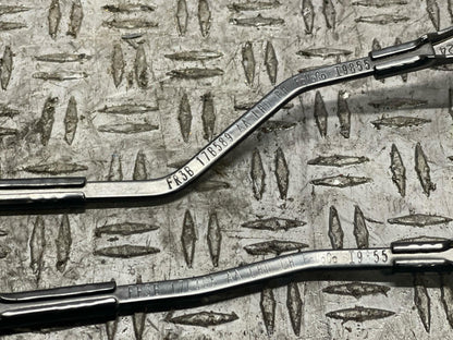 2018-23 Ford Mustang GT OEM Wiper Arms Pair 301