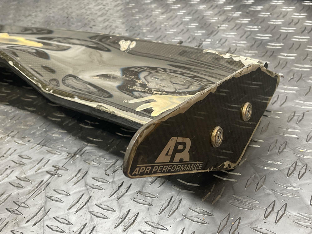 2018-23 Ford Mustang GT APR Mid Rise Carbon Fiber Wing- SEE DESC 301