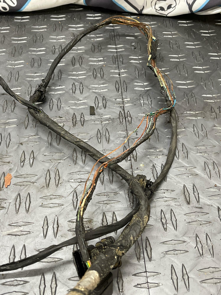 2018-23 Ford Mustang GT Battery, Starter, Alternator Harness- DAMAGED 301