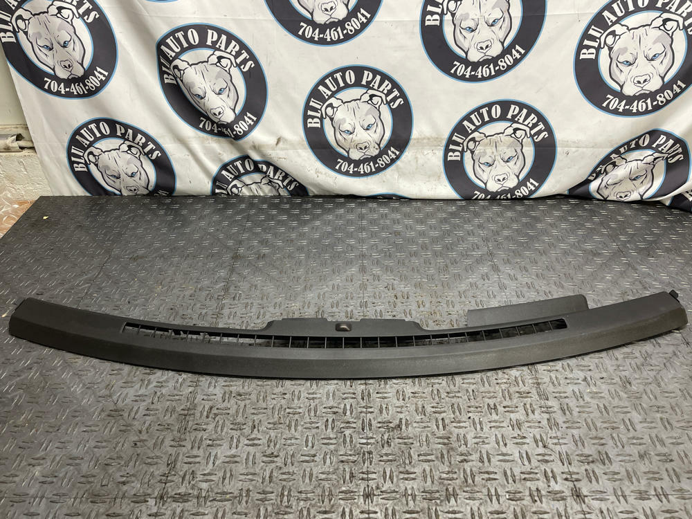 2018-23 Ford Mustang GT Dash Defroster Vent 301