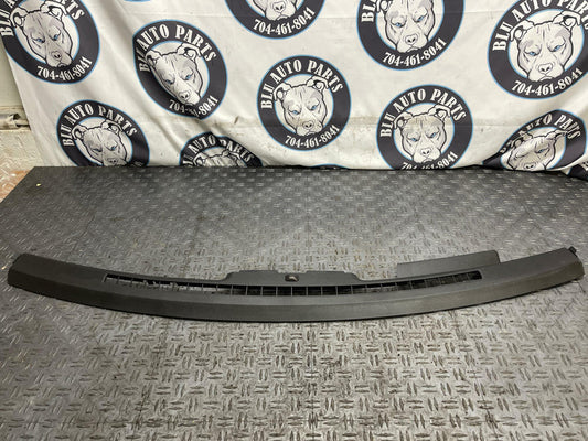 2018-23 Ford Mustang GT Dash Defroster Vent 301