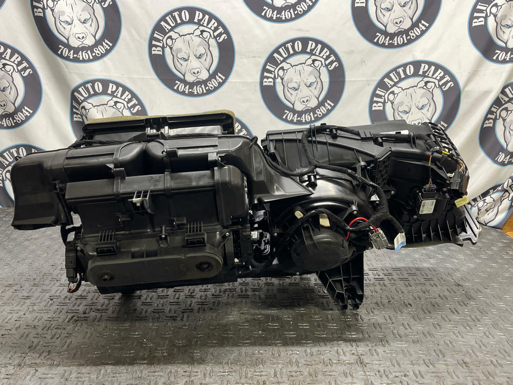 2018-23 Ford Mustang GT Dual Zone Climate Control HVAC Box 301