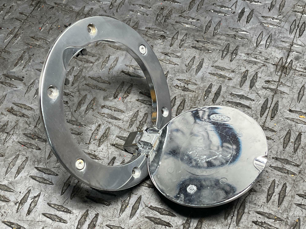 2001 Ford Mustang GT Bullitt OEM Fuel Door 24k Miles 306
