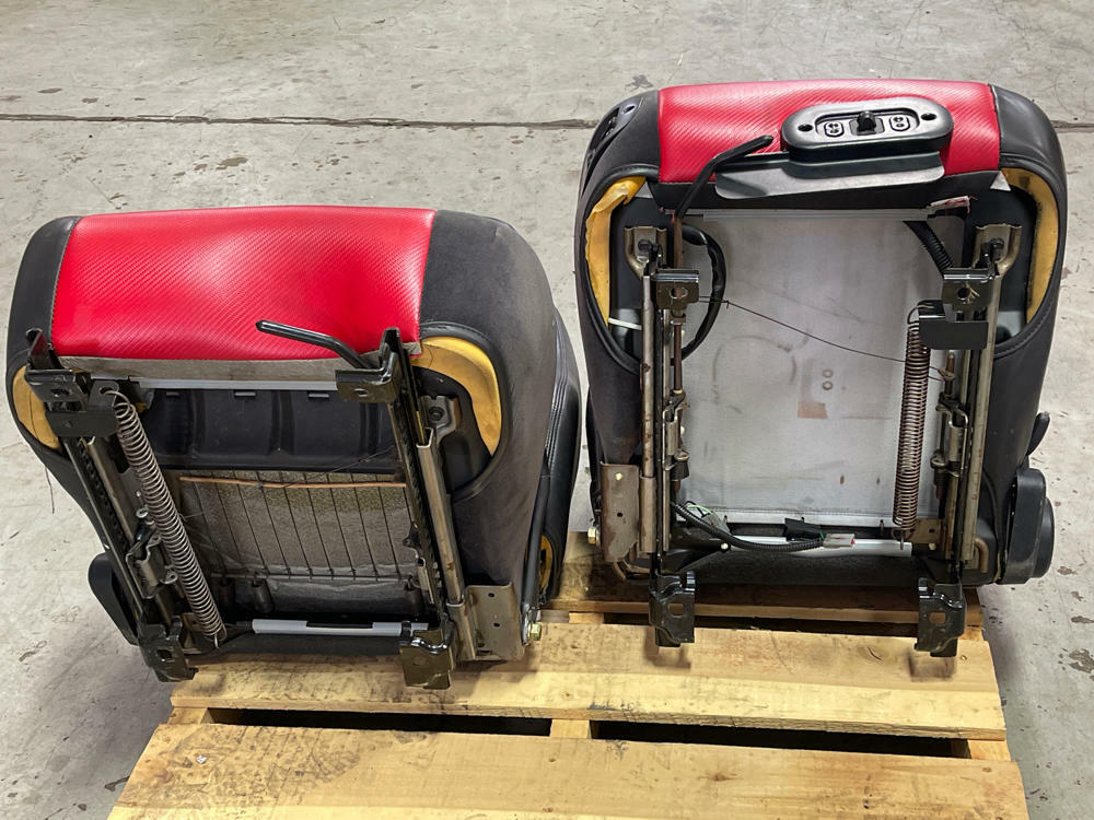 2003-04 Ford Mustang SVT Cobra Seats 10A Recovers 304