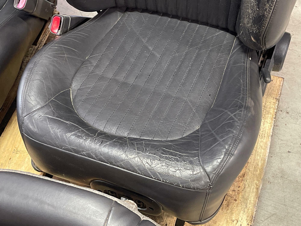 2001 Ford Mustang Bullitt Seats Front & Rear 298