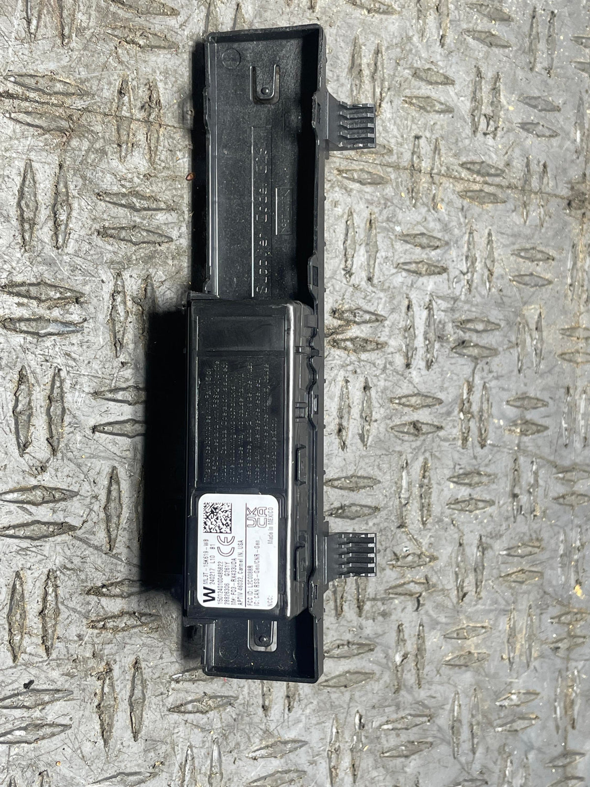 2024+ Ford Mustang Keyless Remote Entry Antenna Module M3LT-15K619-WB