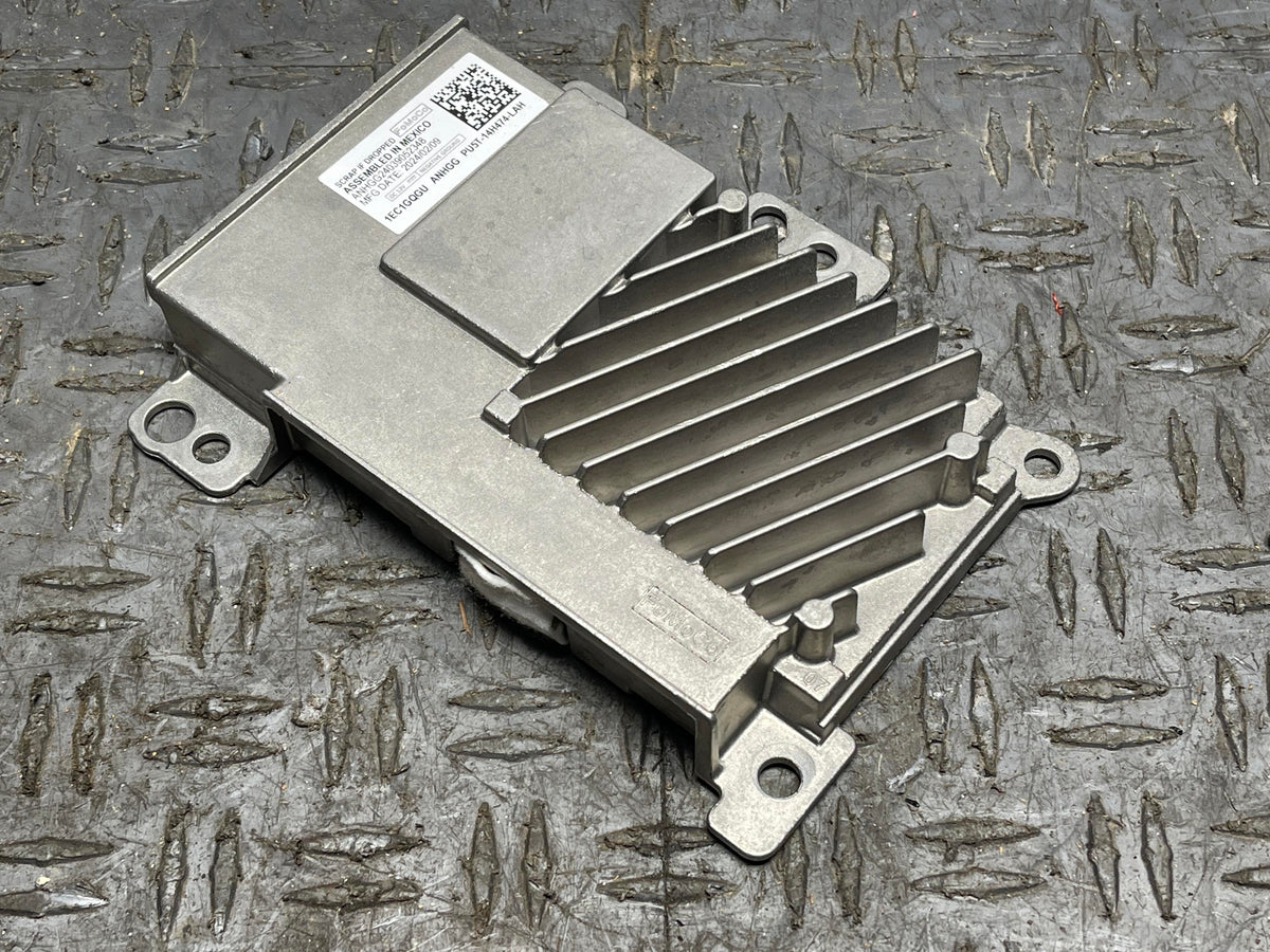 2024+ Ford Mustang Gateway Control Module PU5T-14H474-LAH 17k Miles 303