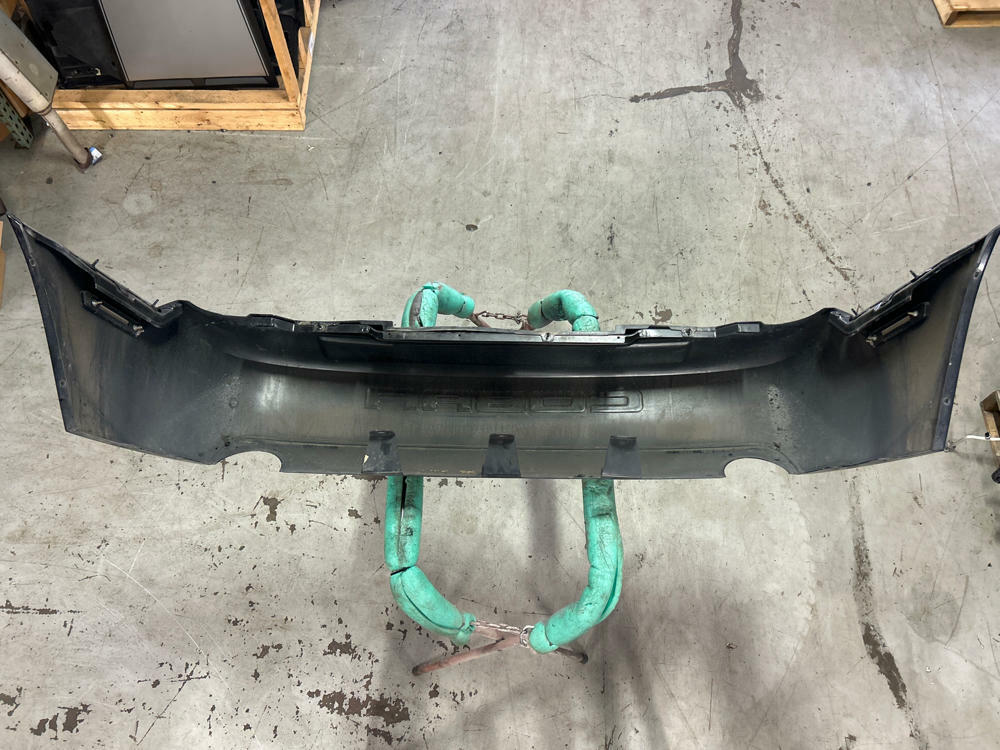 2003-04 Ford Mustang SVT Cobra Rear Bumper Cover 36k Miles 305