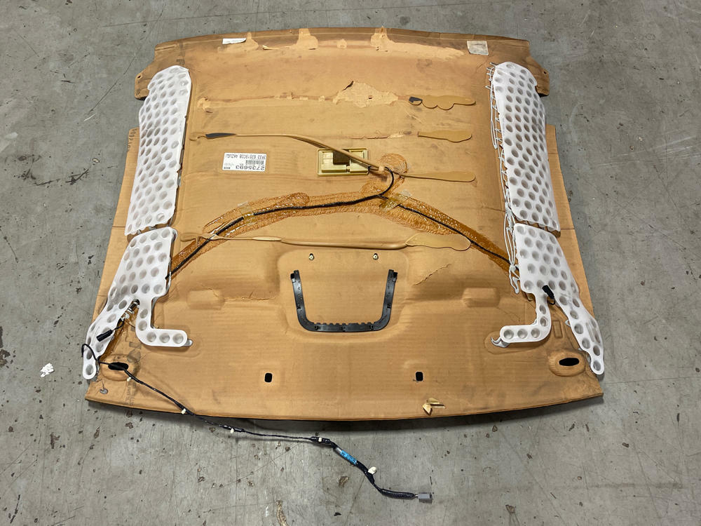 2003-04 Ford Mustang SVT Cobra OEM Headliner 36k Miles 305