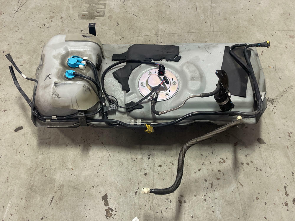 2003-04 Ford Mustang SVT Cobra Fuel Tank Assembly