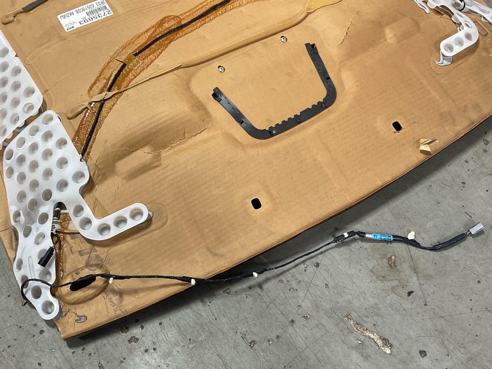 2003-04 Ford Mustang SVT Cobra OEM Headliner 36k Miles 305